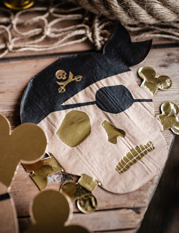 16 pirátských kraftových papírových ubrousků a zlacení 26 cm pirátská hlava