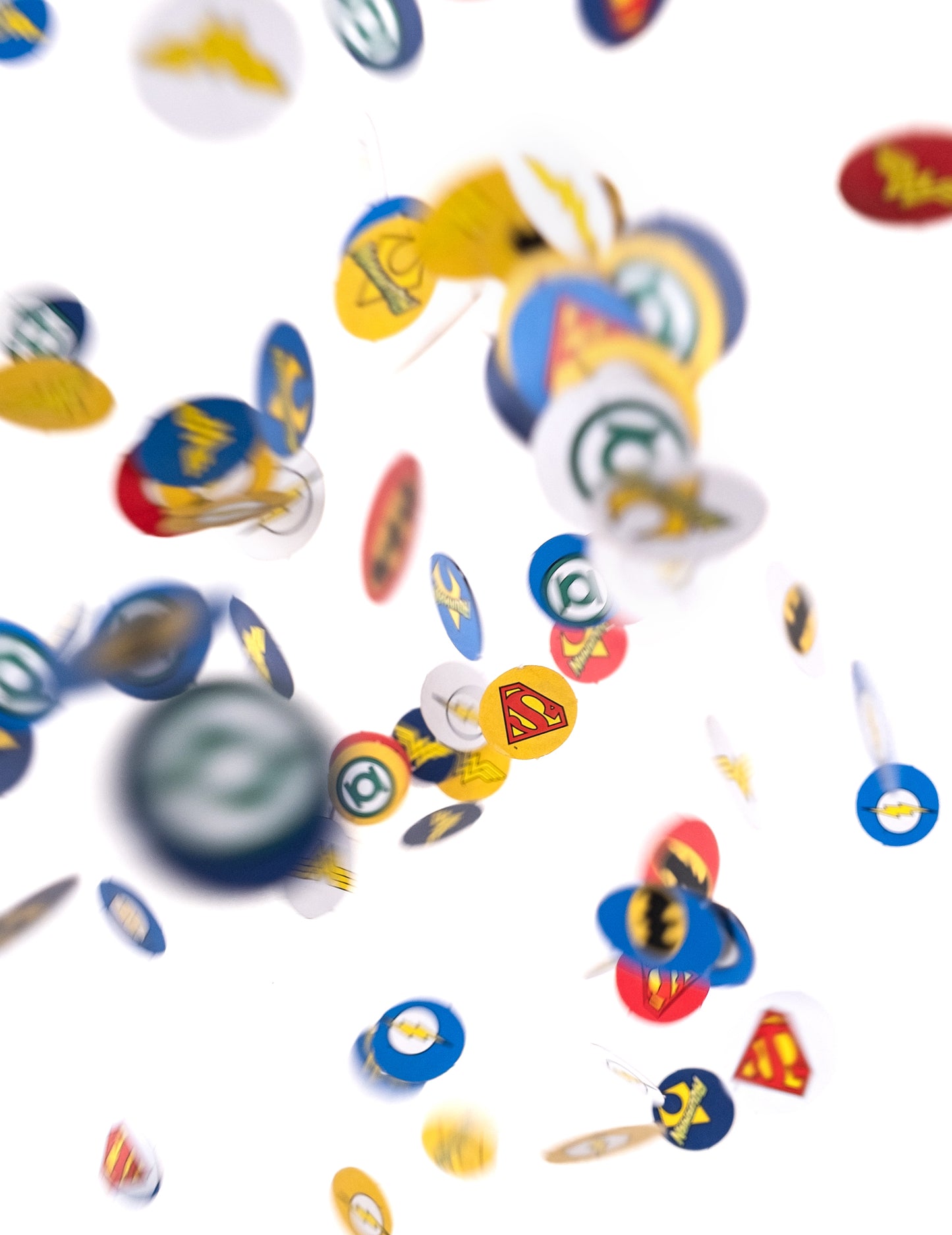 160 konfet Ligy spravedlnosti 2 cm