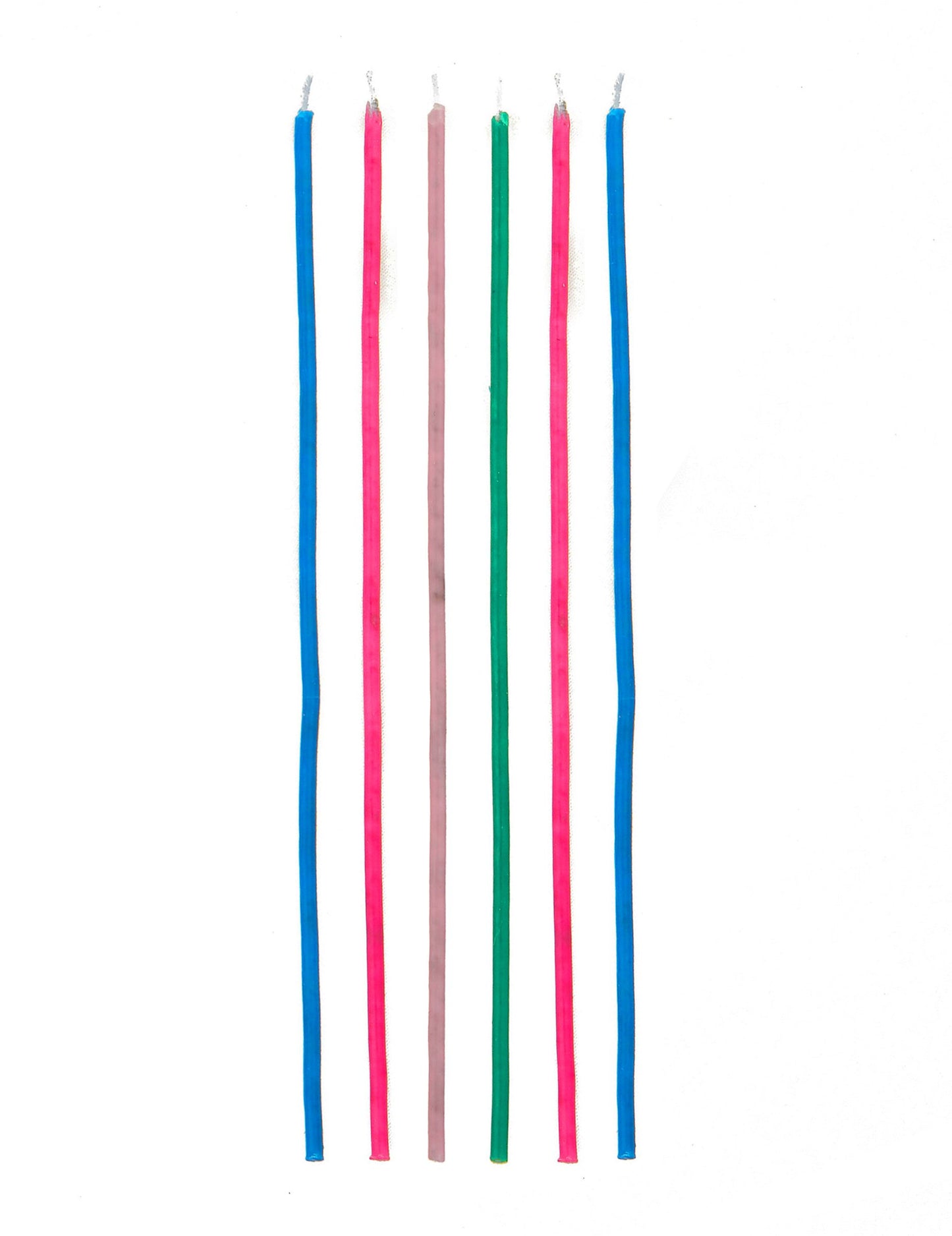 18 barevných dlouhých jiskřících svíček 16 cm na dort 