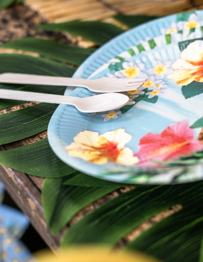 18 dřevěné příbory 16 cm přírodní rozmanité