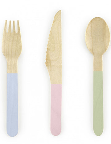 18 Dřevěné příbory s pastelovými rukojeťmi 16 cm