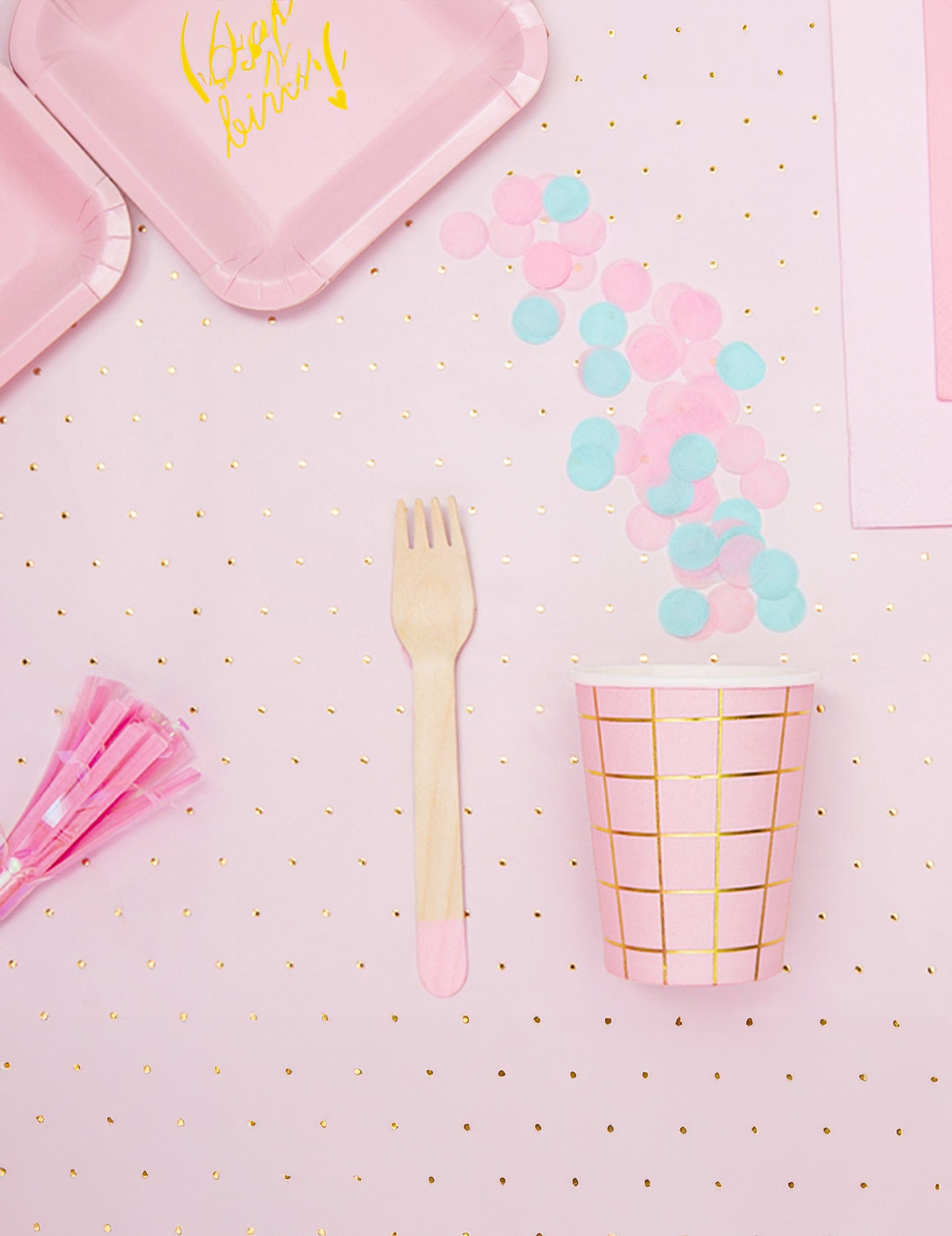 18 světle růžové dřevěné příbory 16 cm přirozené