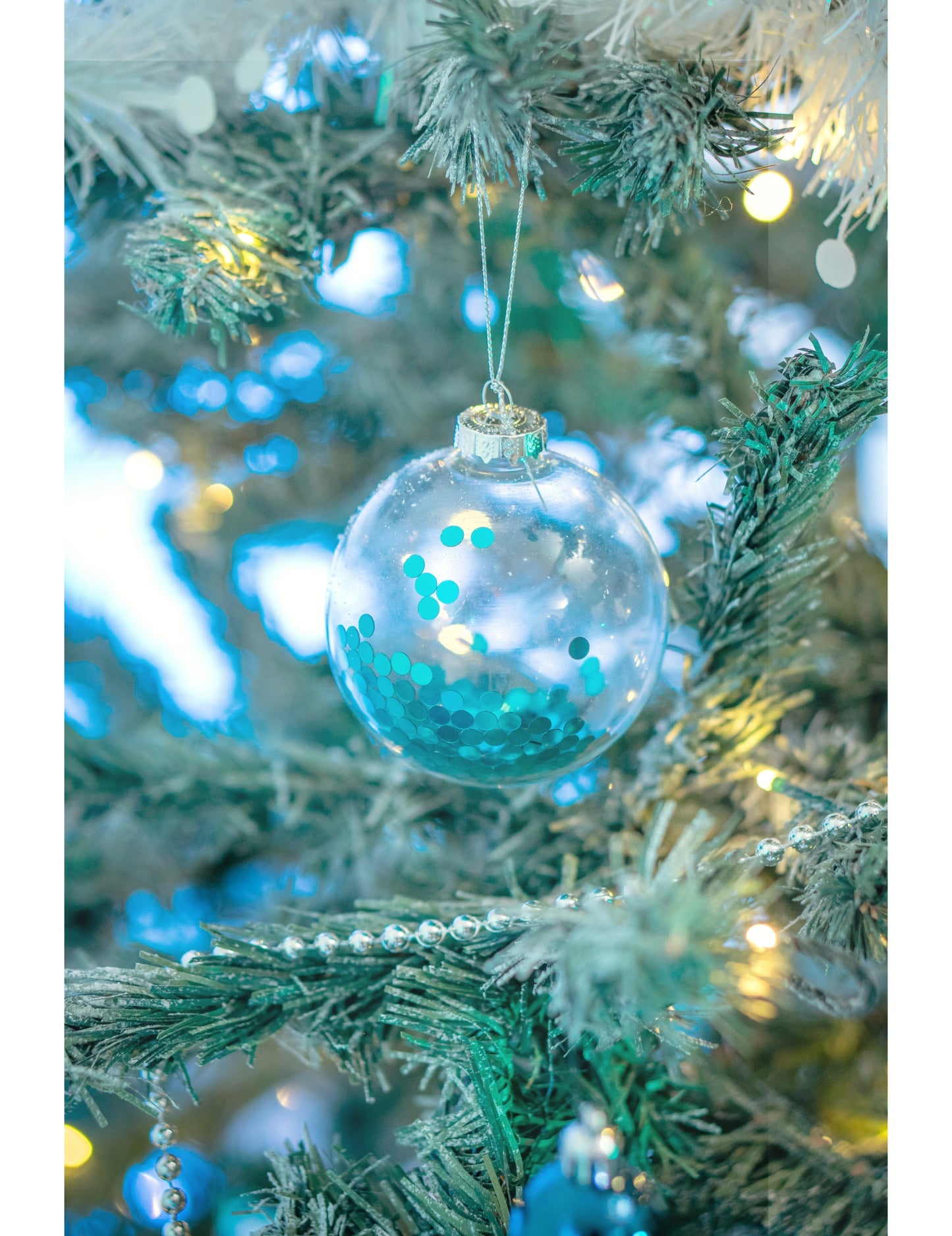 2 skleněné kuličky s modrým třpytem 8 cm pro vánoční stromeček