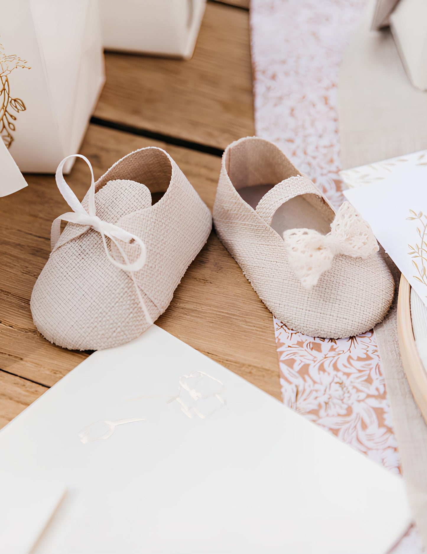 2 nádobky ve tvaru dětské baleríny 8,5 x 4,5 cm krém s efektem prádla