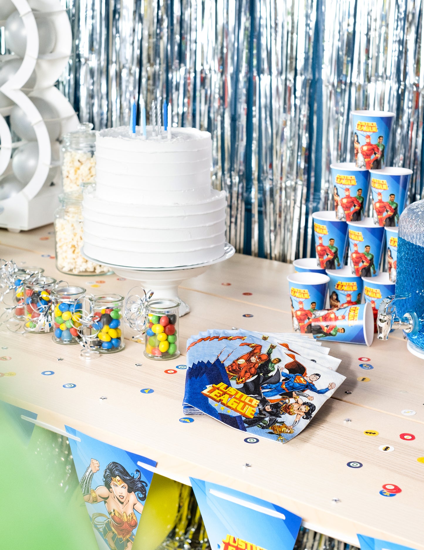 20 papírových ubrousků Justice League™ 33 x 33 cm