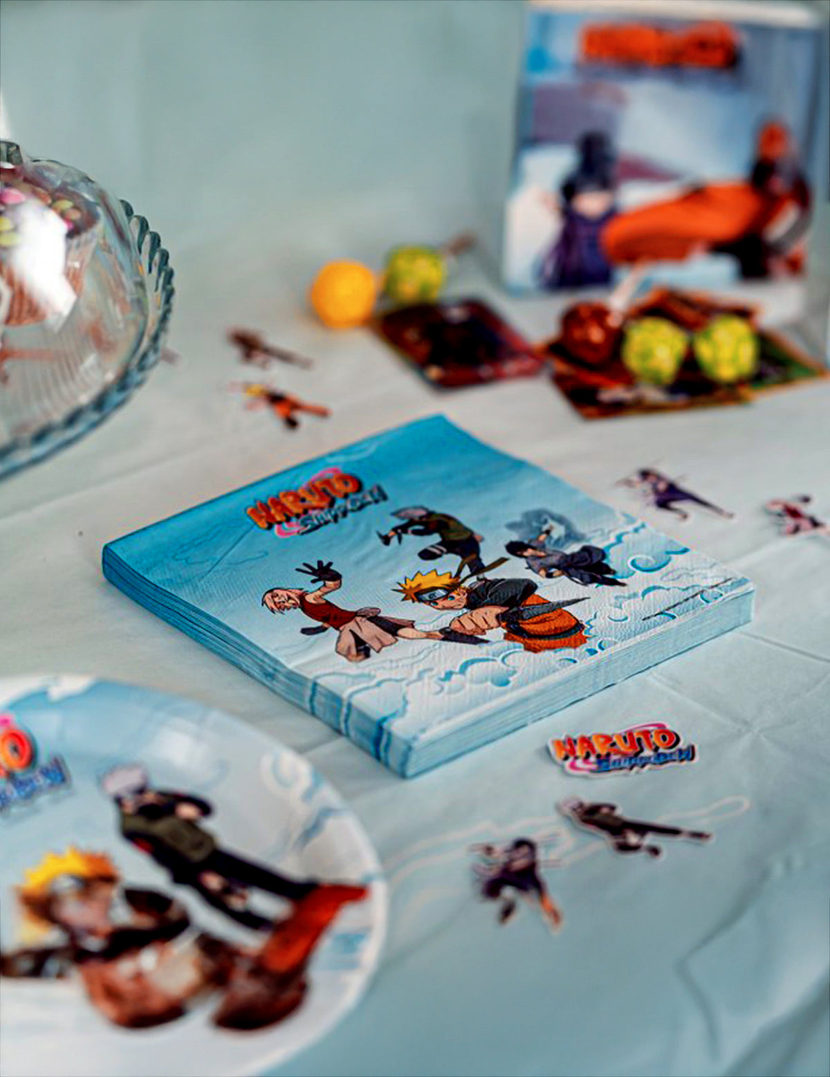 20 papírových ubrousků Naruto Shippuden™ 33 x 33 cm