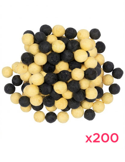 200 černých a zlatých foukačekových kuliček 