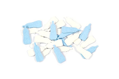 Confettis de table forme biberon pour baby shower bleu ciel et blanc