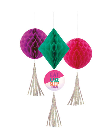 3 voštinové narozeninové vibes dekorace s bambulkami