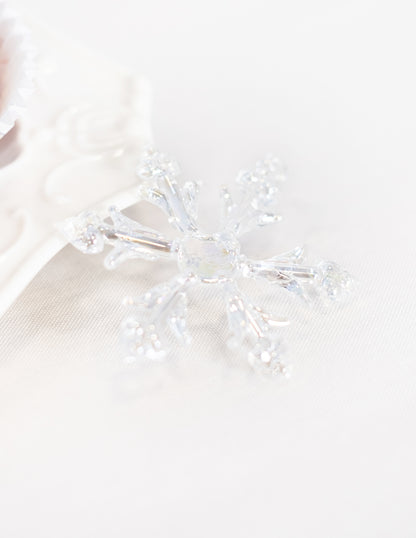 3 duhové skleněné sněhové vločky k zavěšení 7 cm