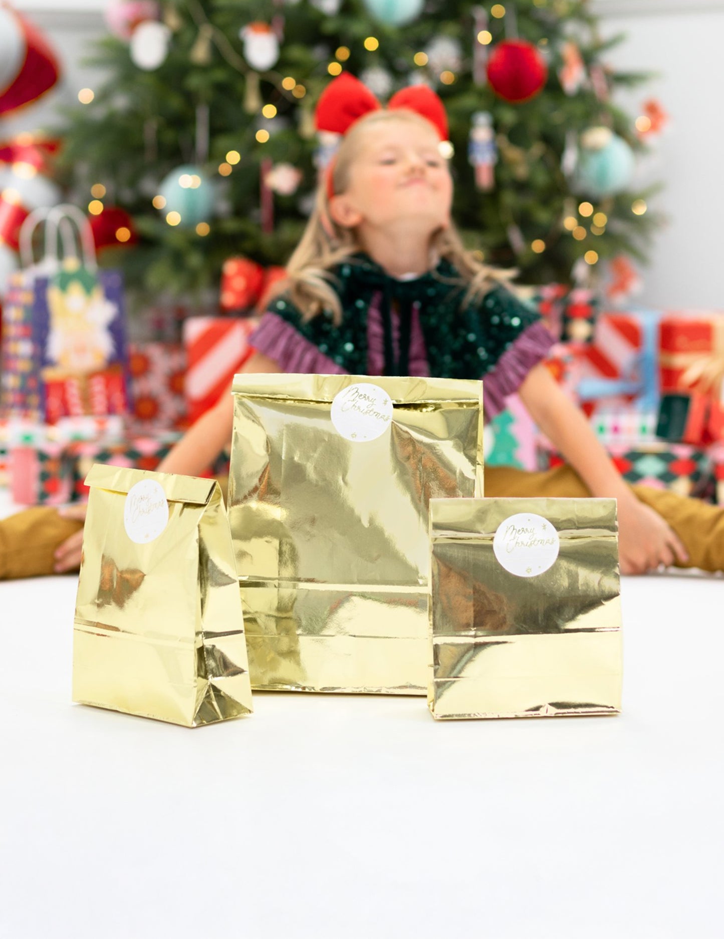 3 zlaté dárkové tašky 25 x 38 cm