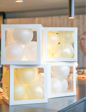 4 bílé průhledné balónkové kostky 30 cm