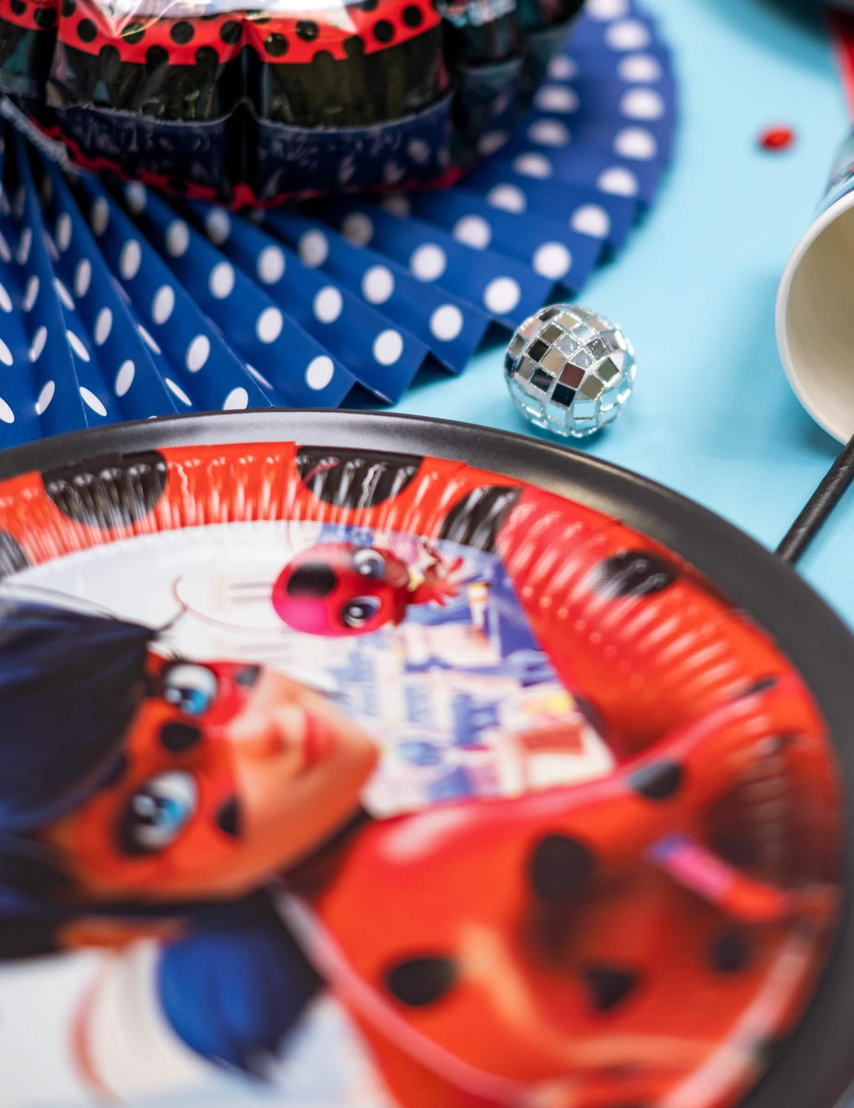 mini disko koule na scénu pro dekoraci stříbrné