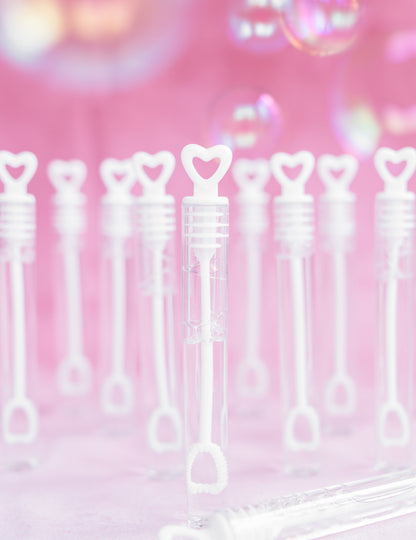 Flacons à bulles en forme de coeur pour mariage blanc