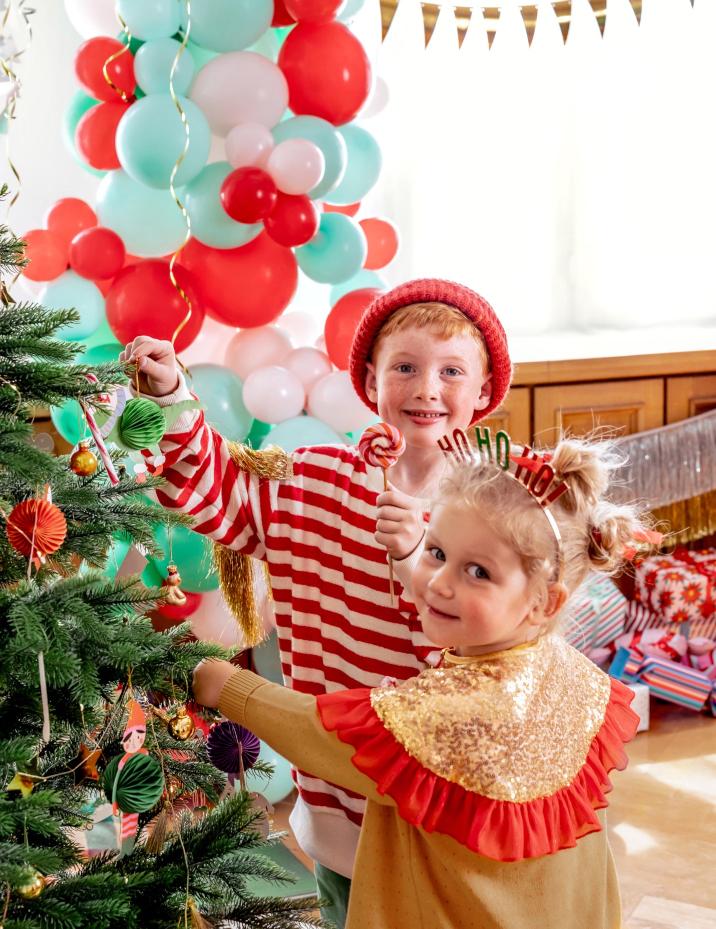 5 ozdob na vánoční stromeček vyrobených z papíru k zavěšení