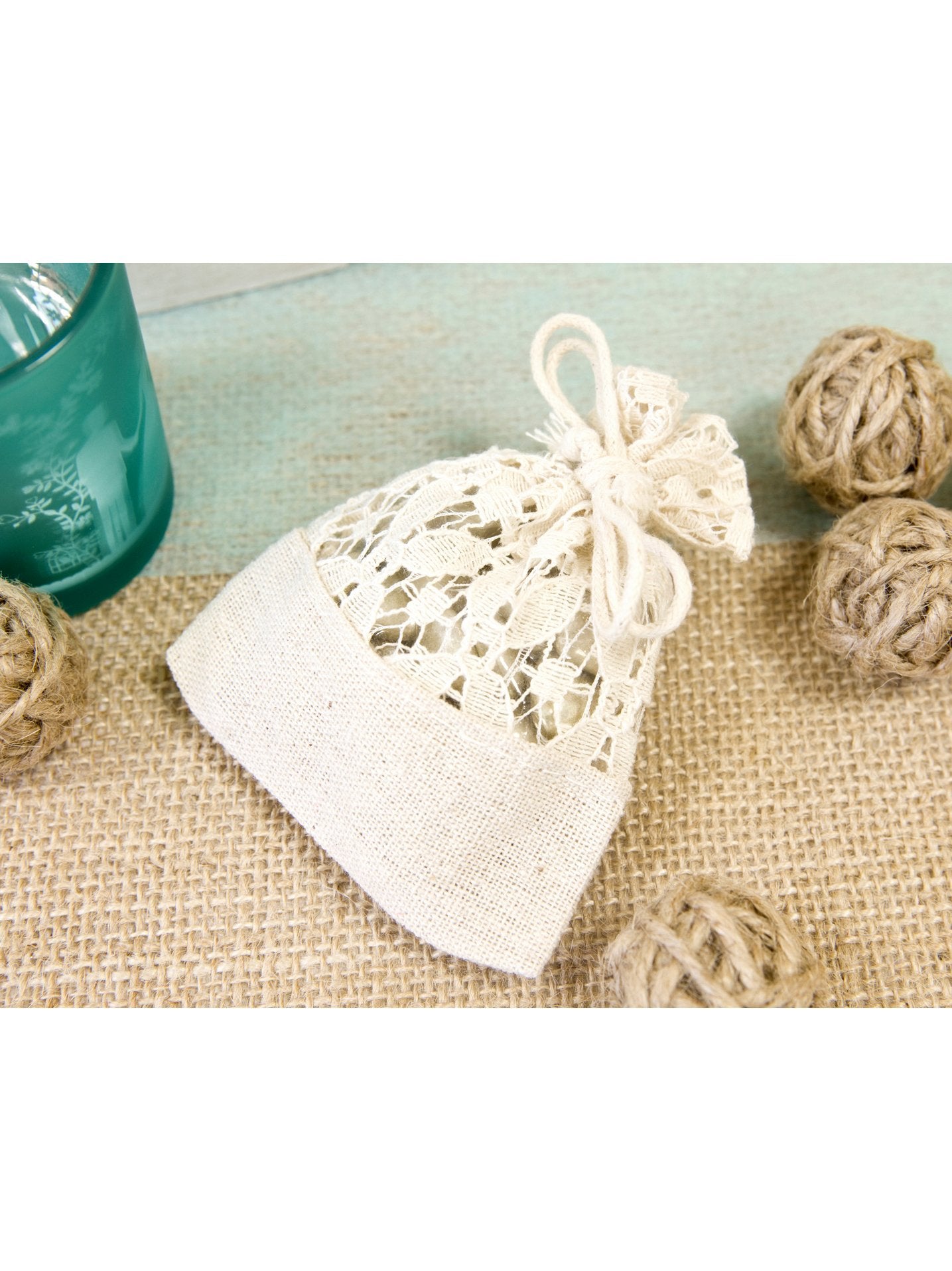 5 sáčků z lnu a krajky 8 x 10 cm na svatební mandle 