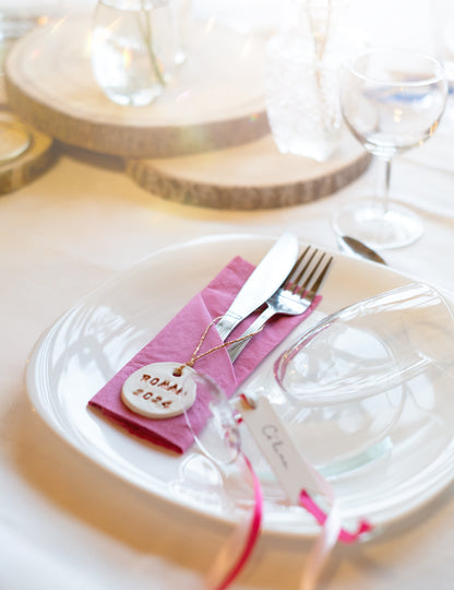 50 fuchsiových papírových ubrousků 38 x 38 cm