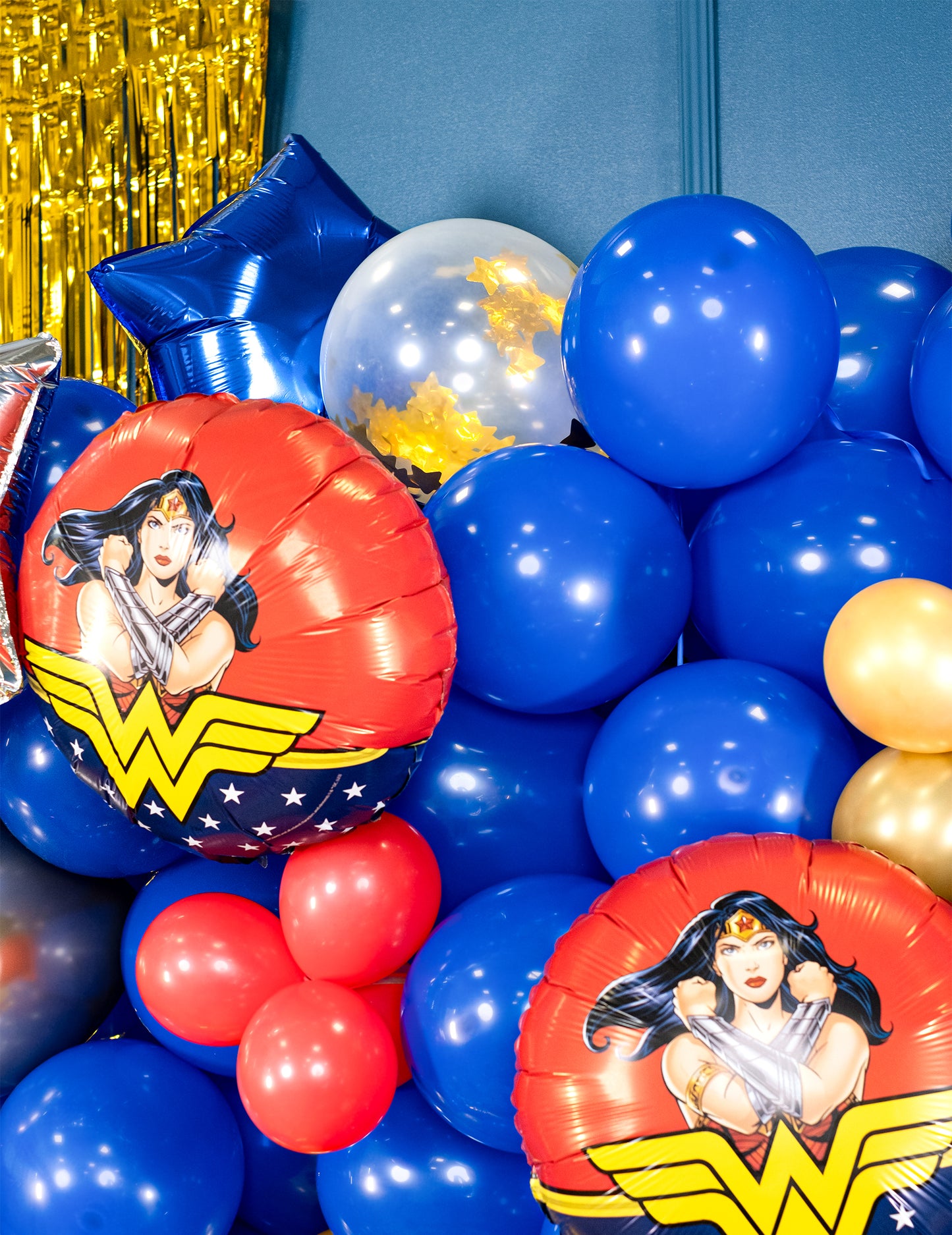 6 průhledných latexových balónků se zlatými hvězdami 30 cm