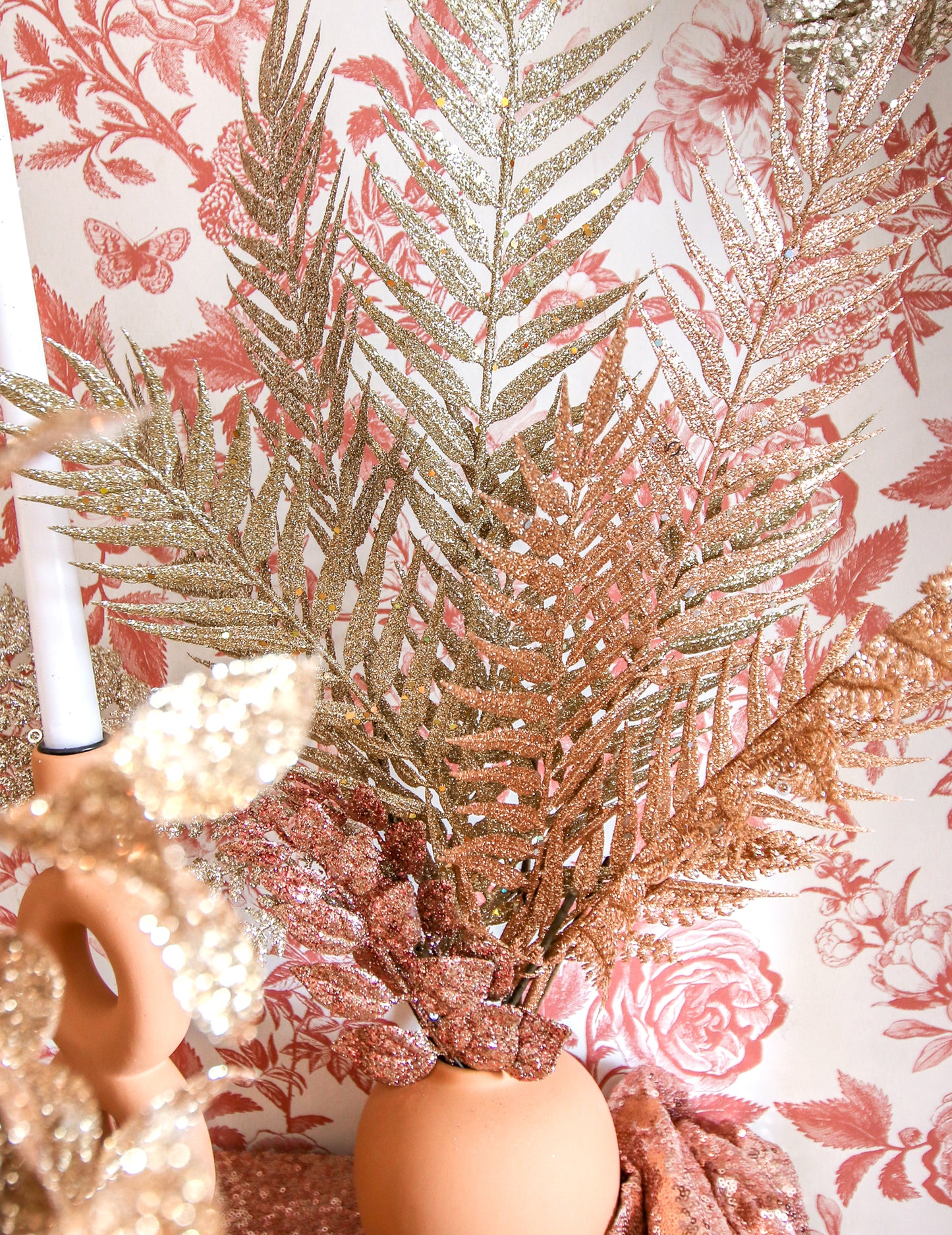 6 větví na stonku čokoládové třpytky 18 cm