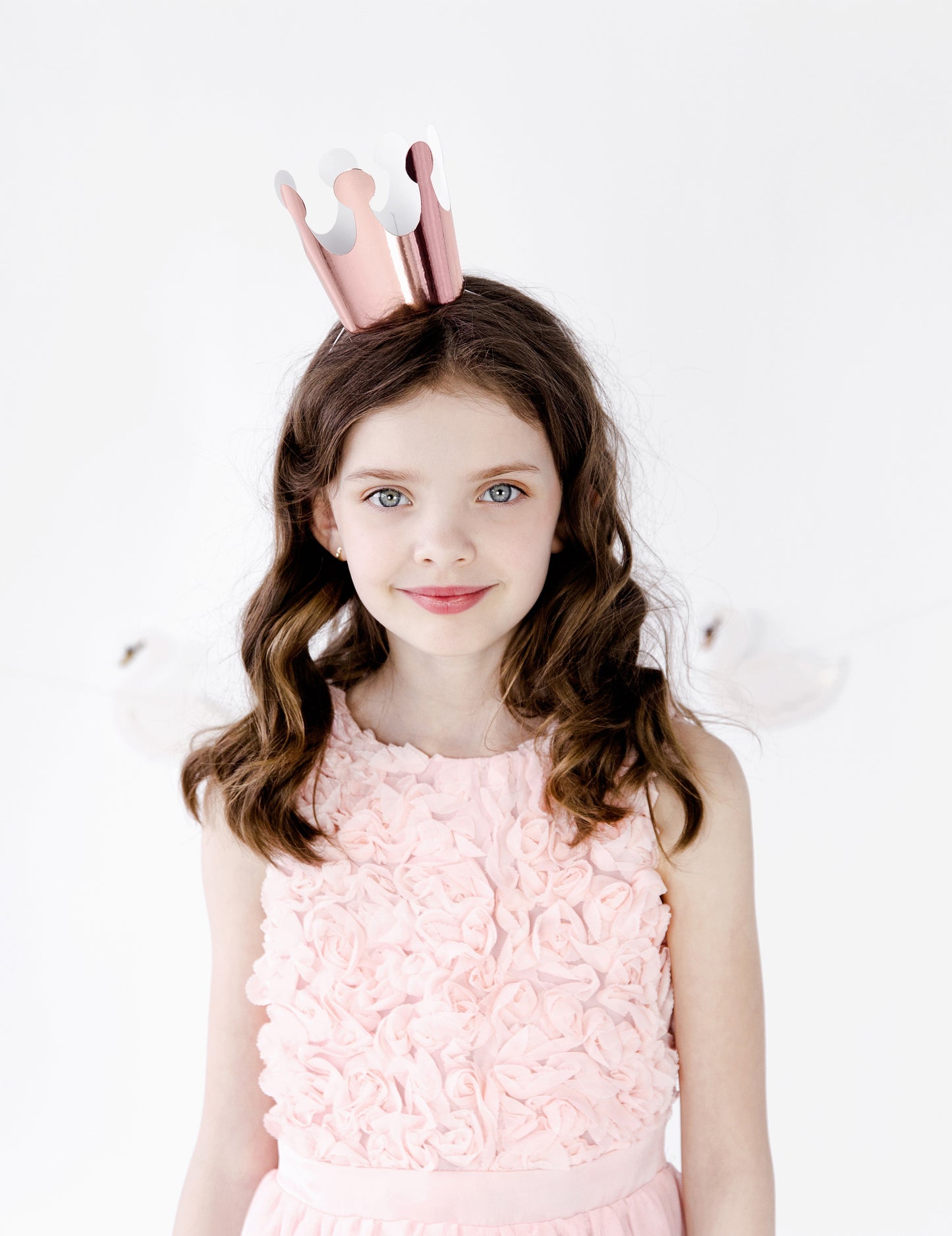 6 metalických kartonových korun z růžového zlata 6 cm k narozeninám princezny