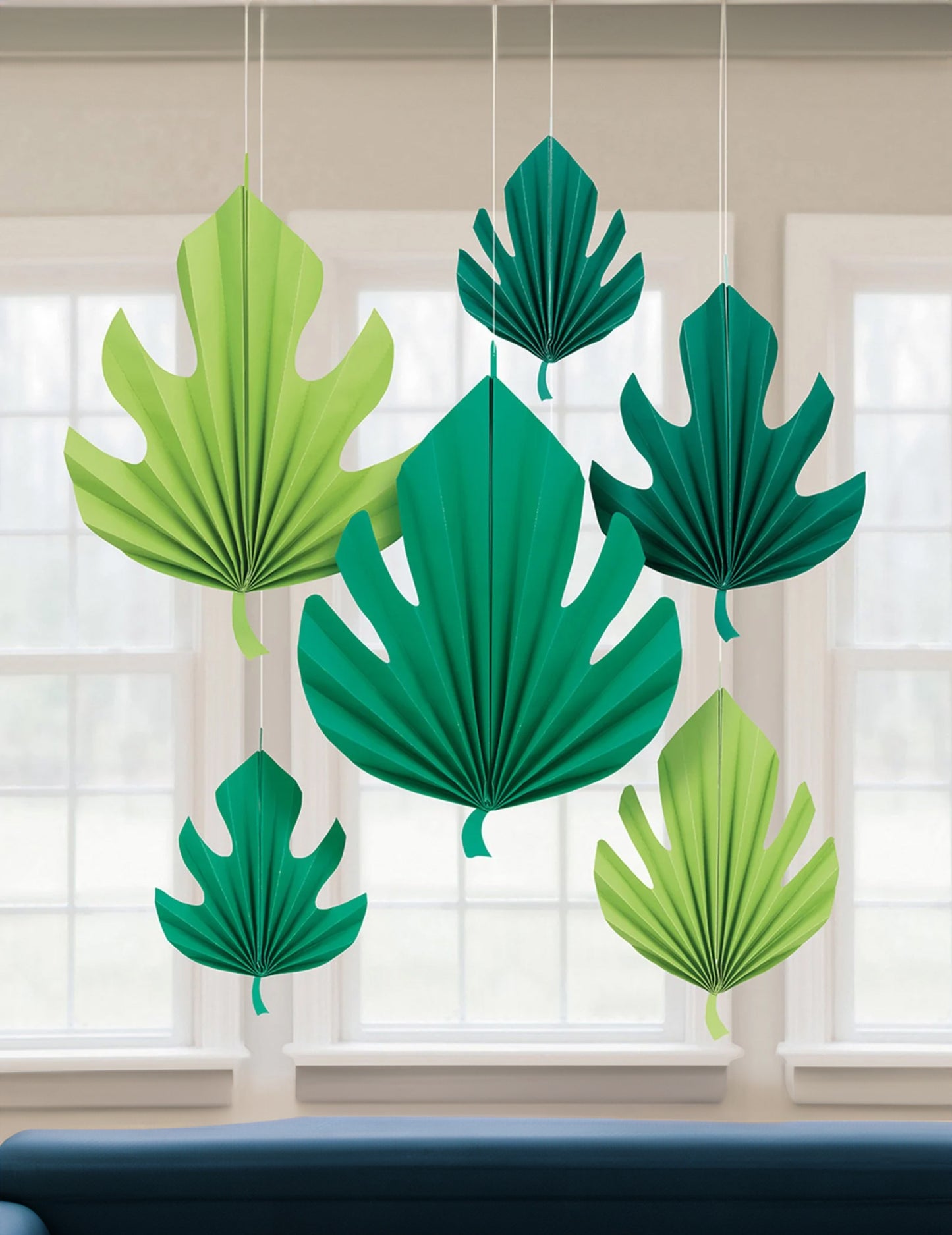 6 závěsných dekorací z kartonu s palmovými listy