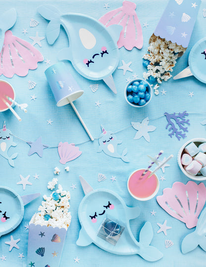 6 kartonových kelímků modrý mořský jednorožec 220 ml duhové barvy