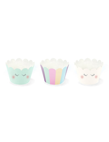 Habillages à cupcake licorne pastel avec motifs yeux fermés