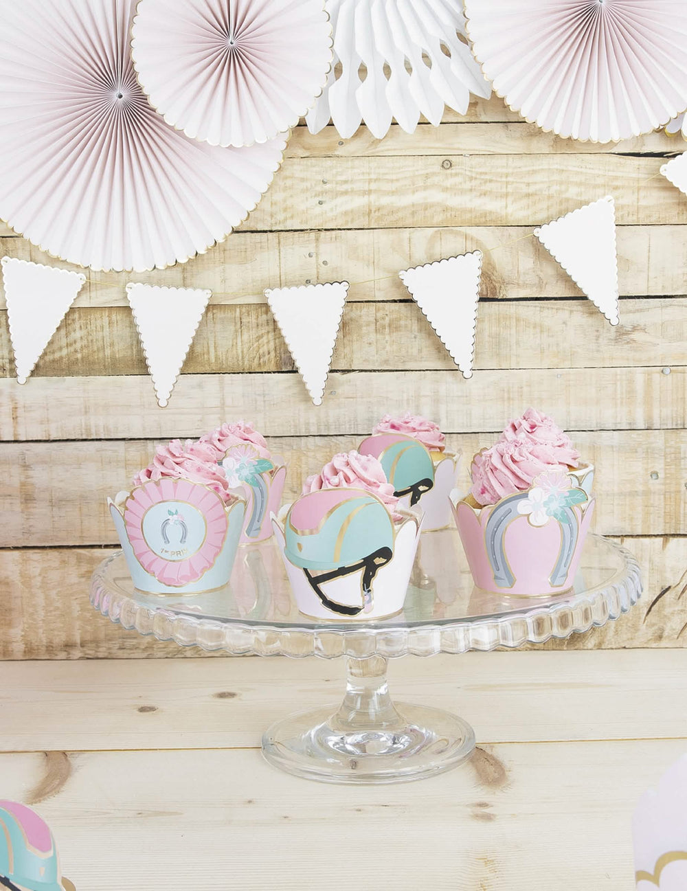 Scénické aranžmá obalů na cupcake kůň modrá a pastelově růžová