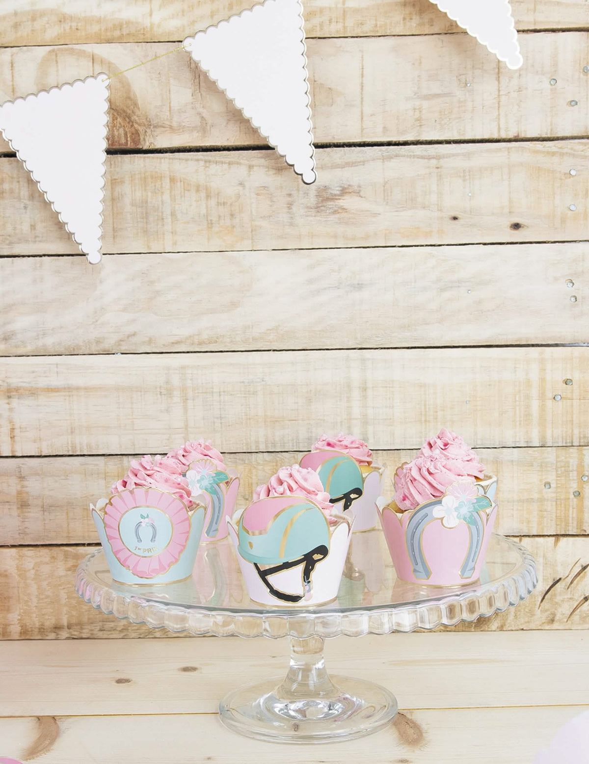 Umístění na stojan pro cupcake dekorace ve tvaru koně modrá a pastelově růžová