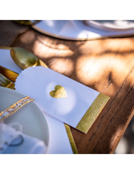 64 bílých a zlatých samolepek srdce 1,5 až 3 cm svatební výzdoba