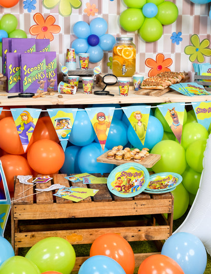 8 papírových talířů Scooby-Doo 23 cm