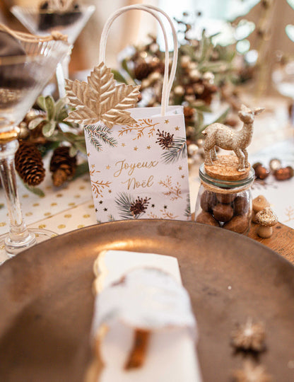 8 listů javoru v barvách šampaňského, čokolády a zlaté 12 cm 