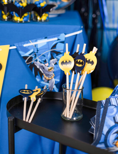 8 Batman Cardboard Straws 20cm