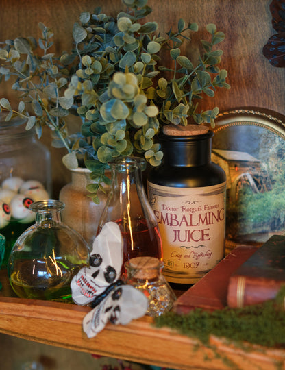 Mise en scène d'apothicaire des 8 Stickers pour bouteille Halloween