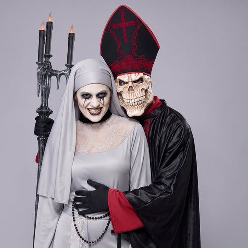 Jeptišky a kněží