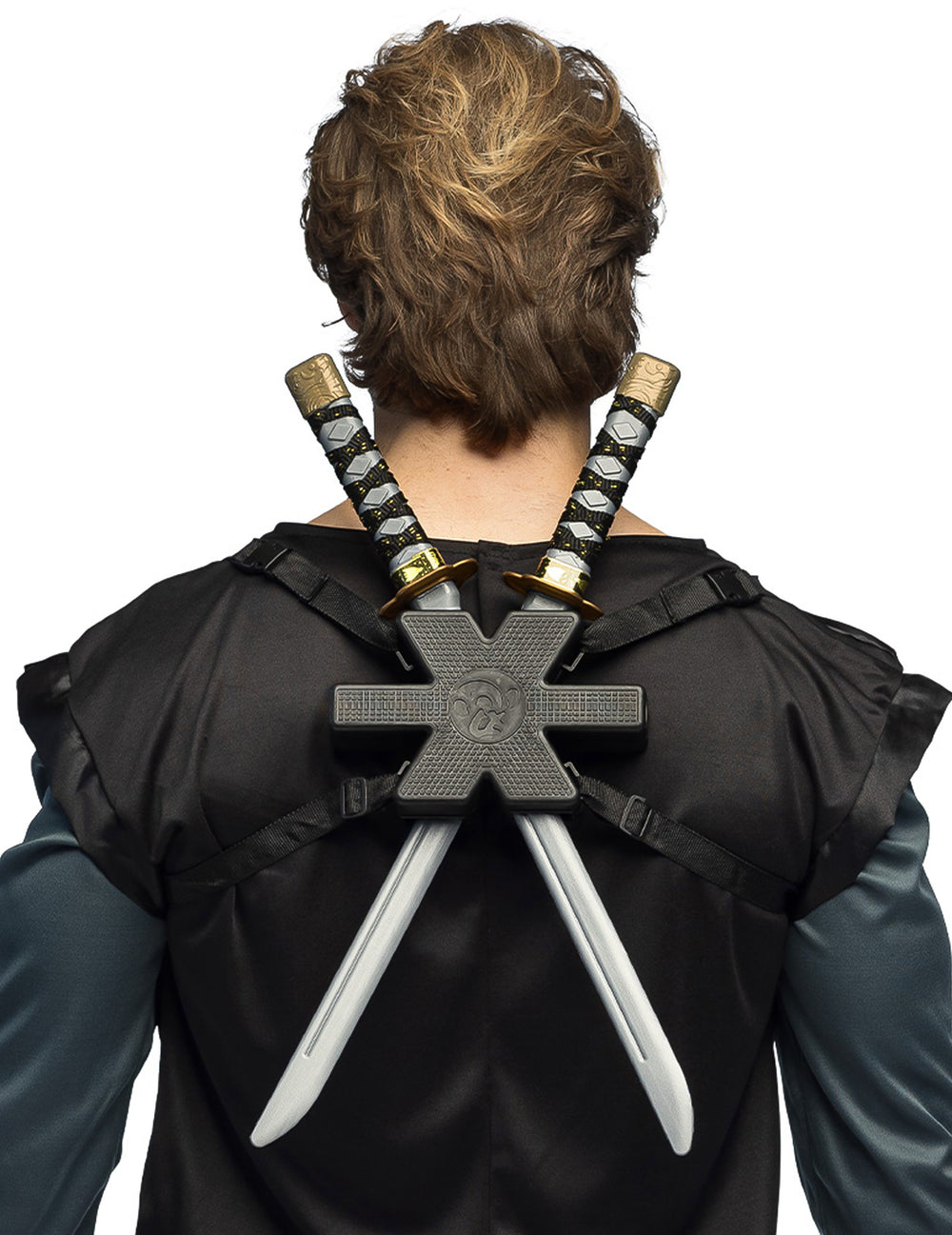 Vue de dos des épées croisées des accessoires épées samouraï super héros