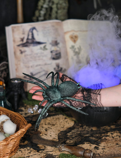 Duhově zelený plastový pavouk 23 cm