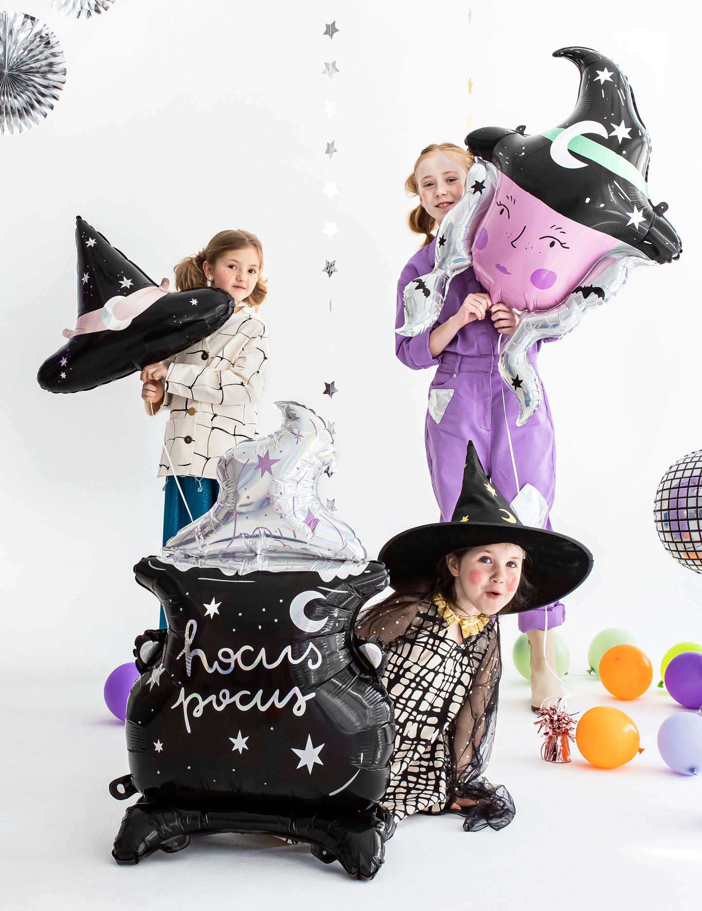 Fóliový balónek s čarodějnickým kloboukem 66 x 57 cm