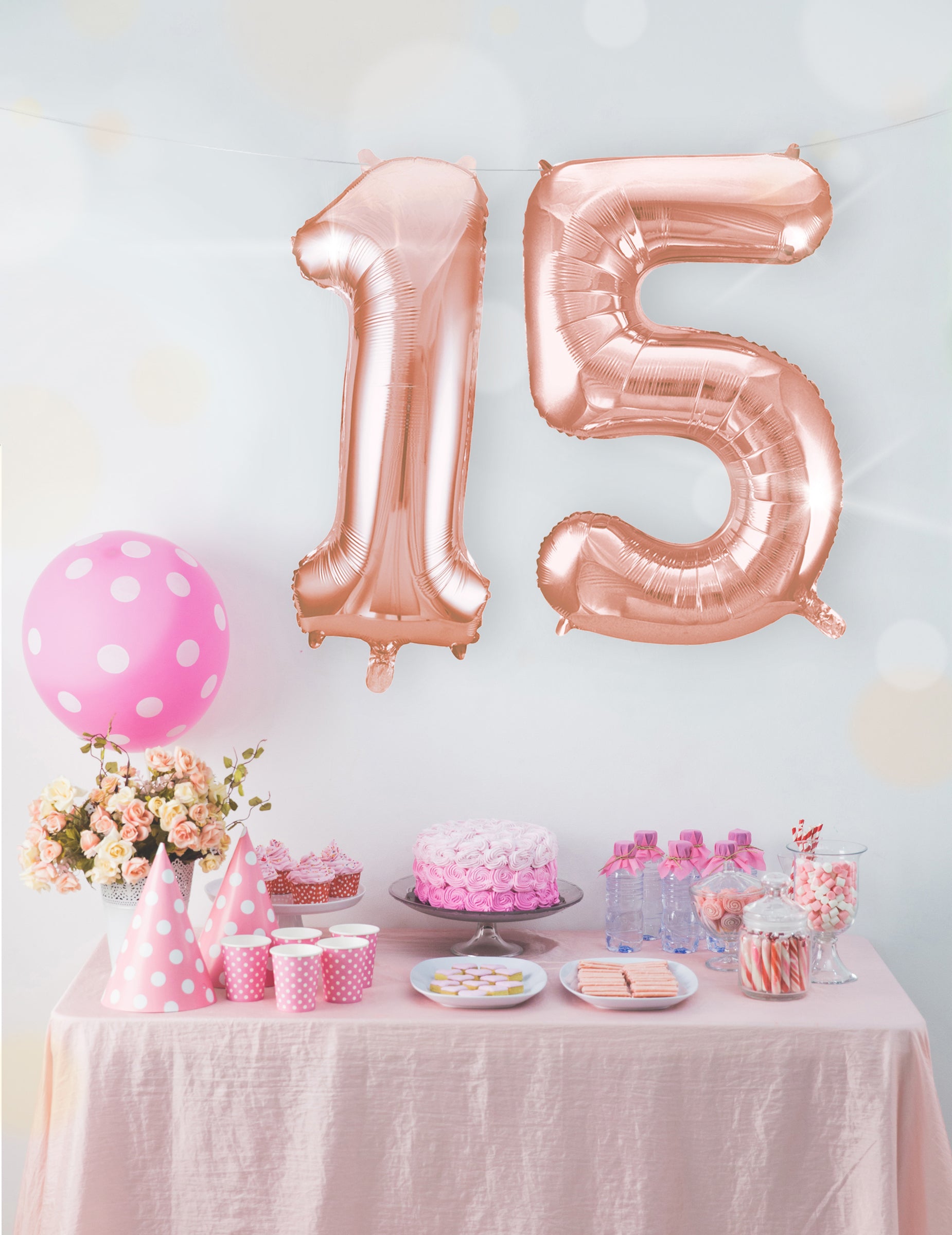 Mise en situation du ballon aluminium chiffre pour fête rose gold
