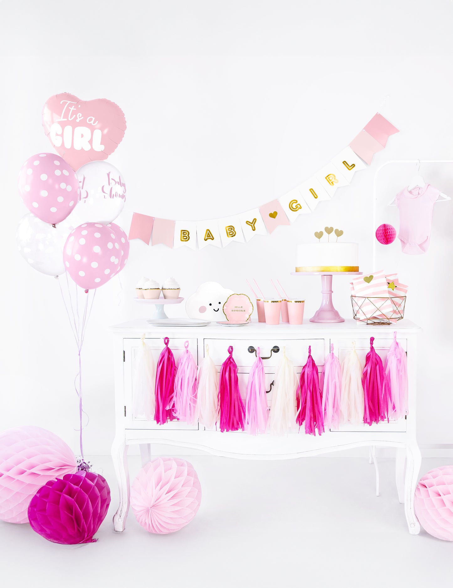 Fóliový balónek s růžovým srdcem, je to dívka 45 cm pro miminko