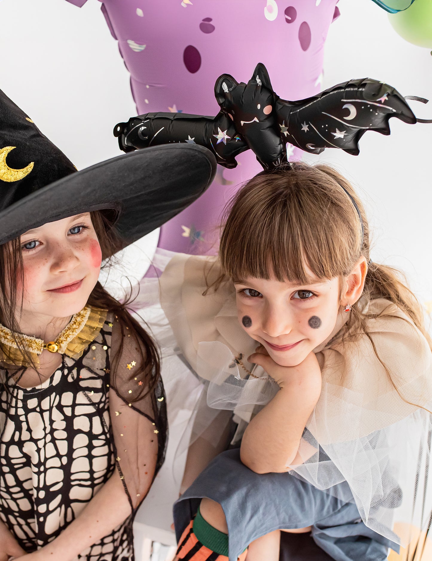 Malý fóliový balónek s motivem netopýra 40 x 13 cm