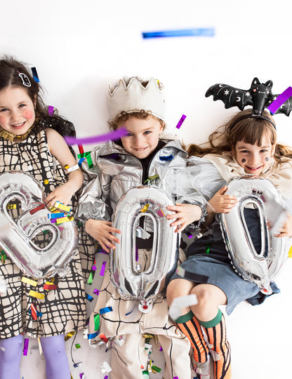 Malý fóliový balónek s motivem netopýra 40 x 13 cm