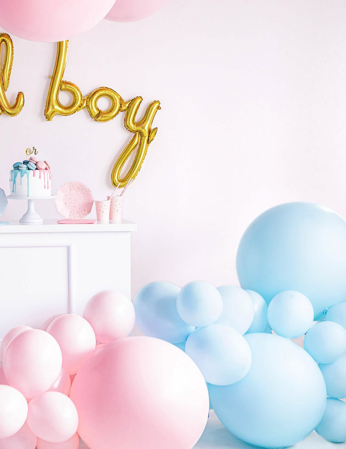 Dekorace na párty pro baby shower s obřím latexovým balónkem na oslavu modrá