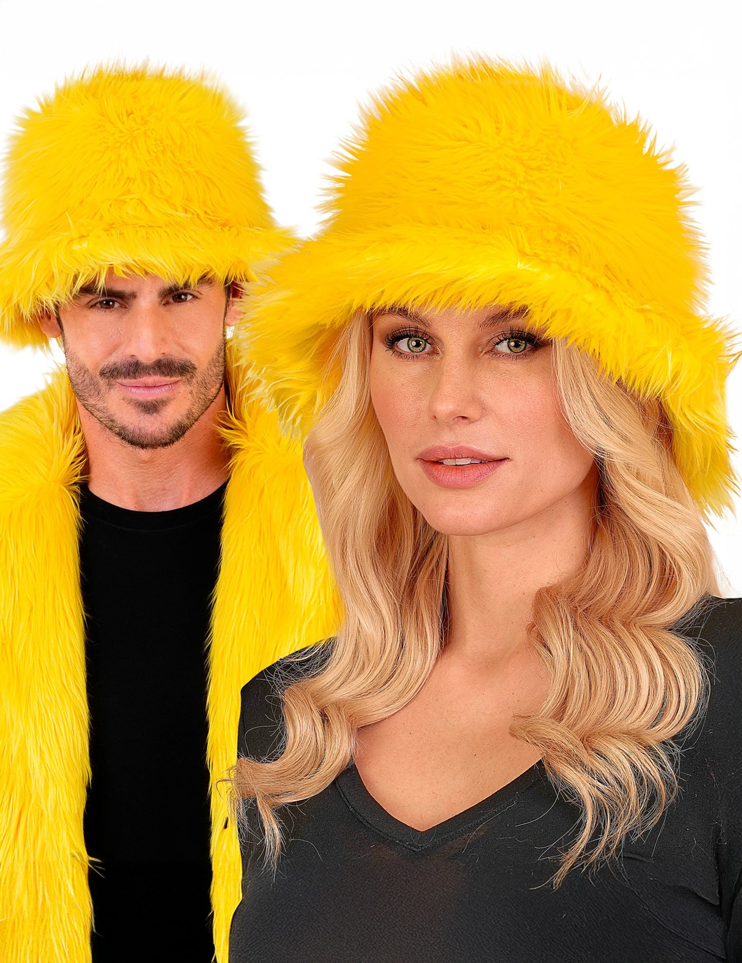 Klobouk z žlutých chlupů pro dospělé 