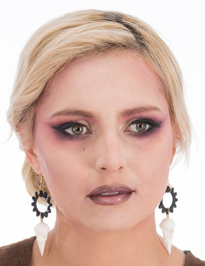 Náušnice s havraní lebkou