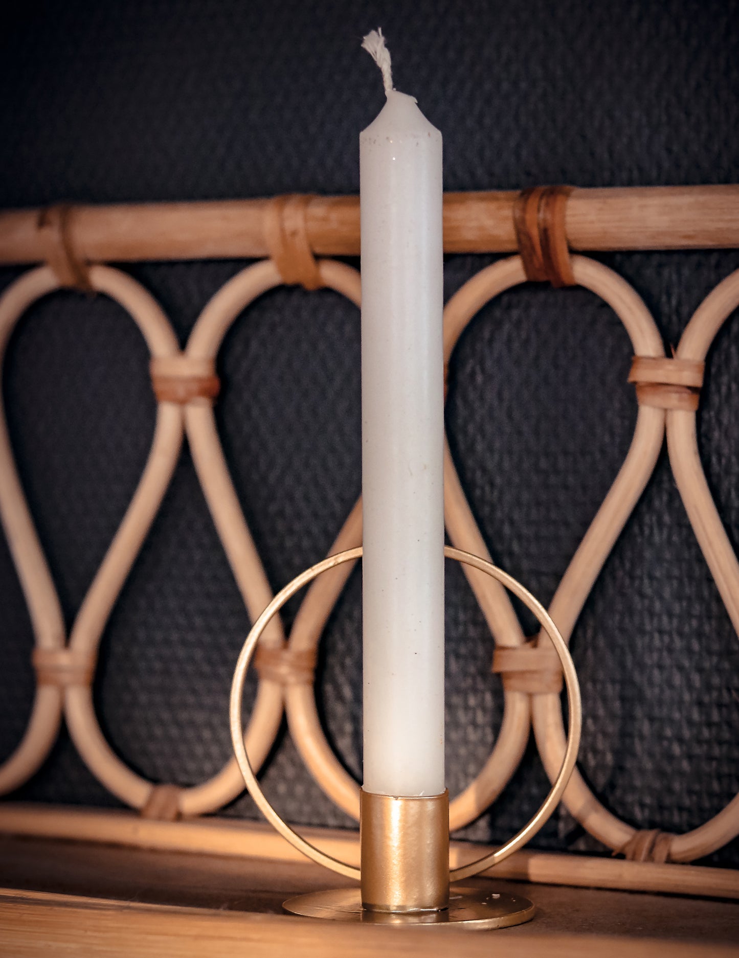 Zlatý kovový svícen kruh 10 cm 