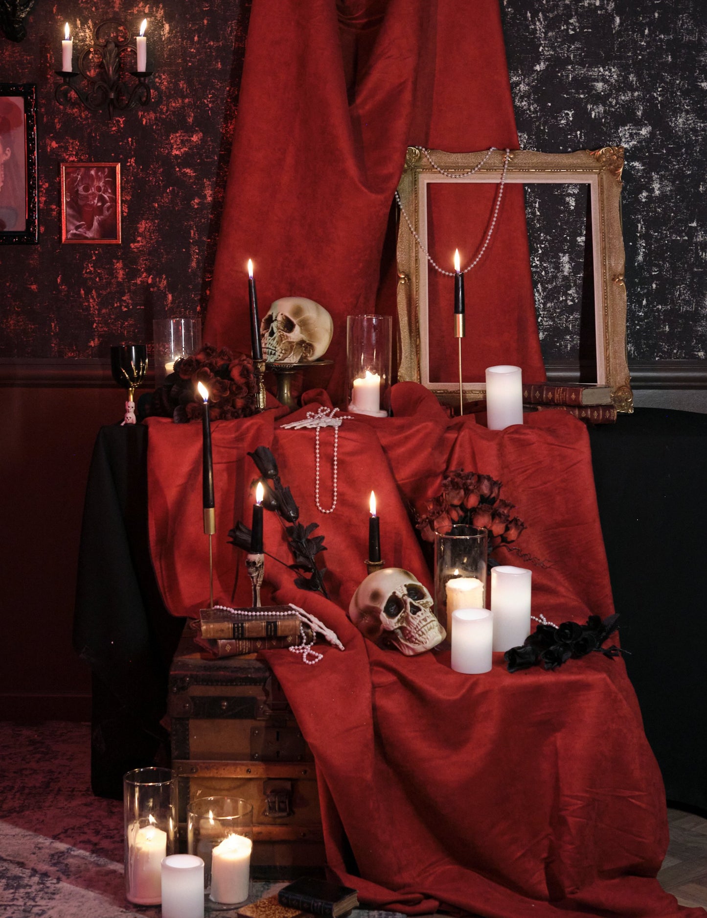 Svícen z kostí a lebky 12,5 cm