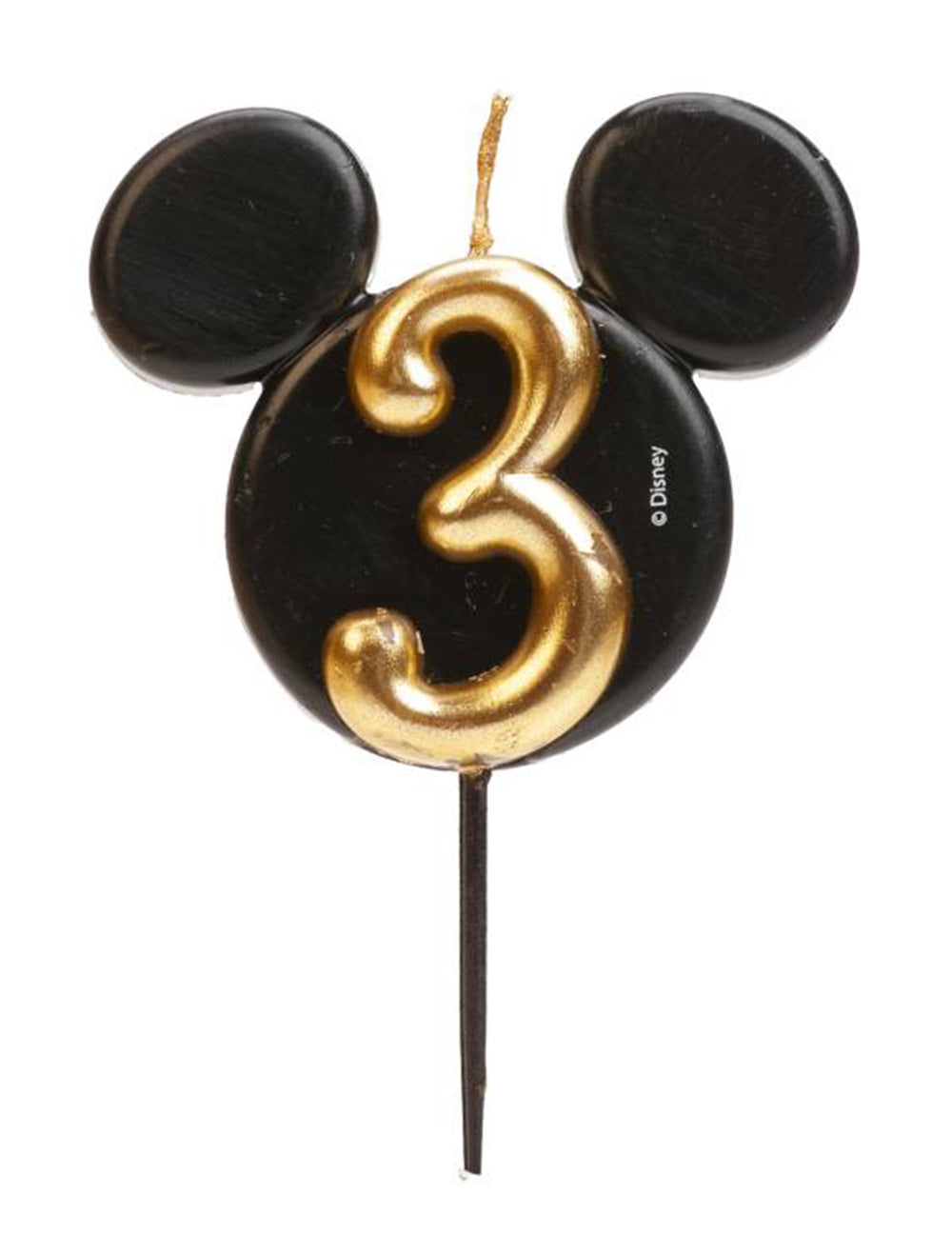 Gros plan sur le chiffre 3 doré de la bougie chiffre Mickey Mouse