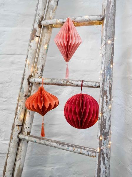 Oranžová voštinová papírová závěsná koule 15 cm na párty