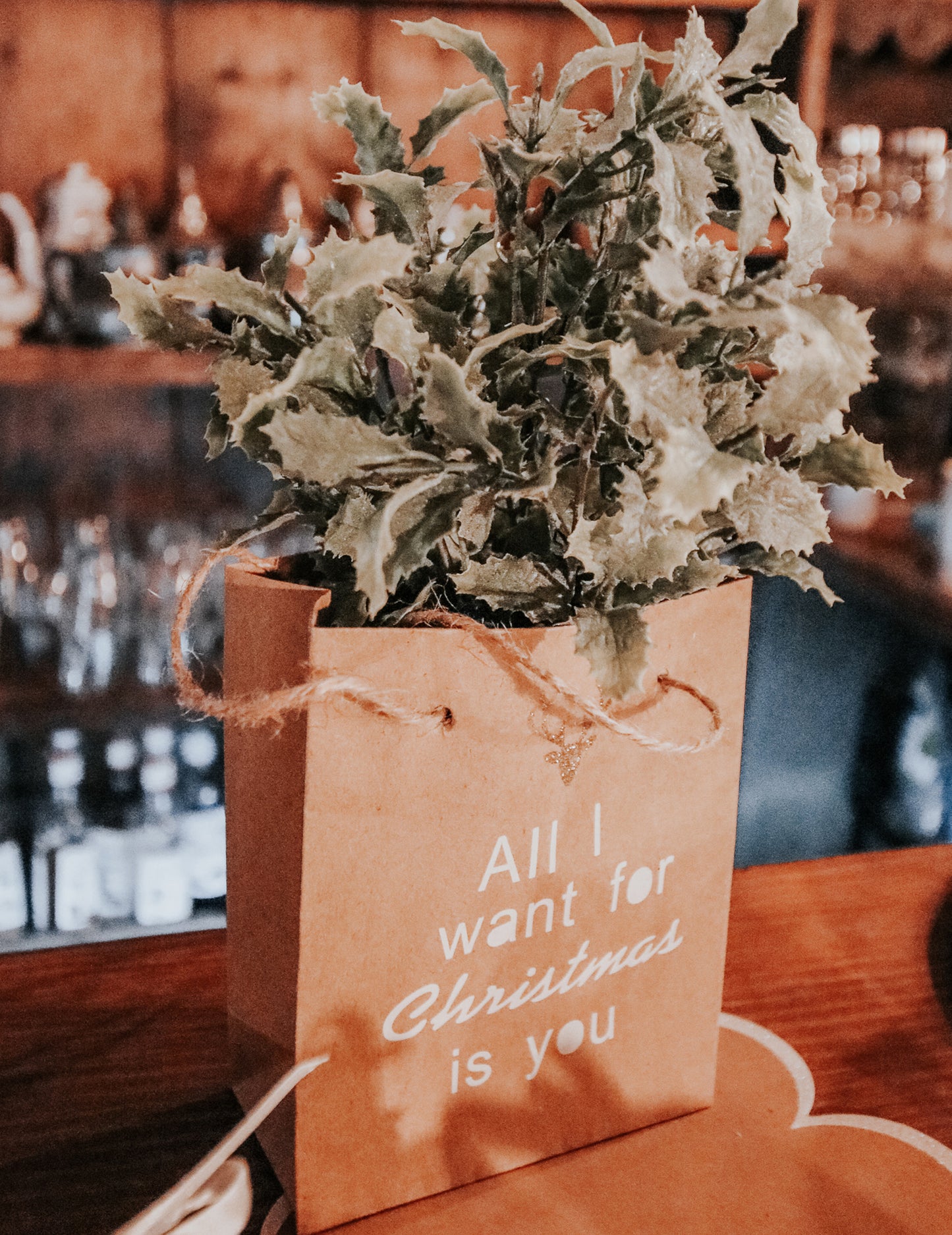 Kytice cesmínových listů 35 cm 